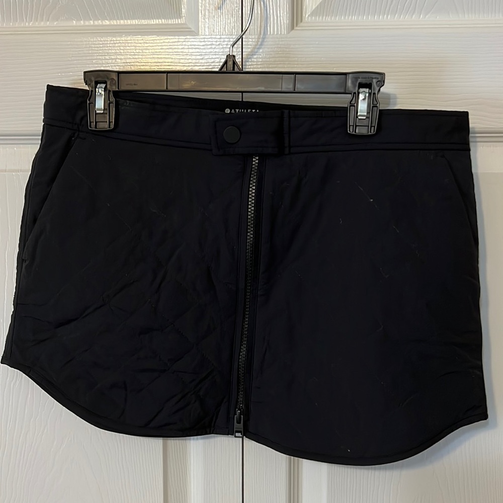 Athleta “toasty buns” Insulated Skirt